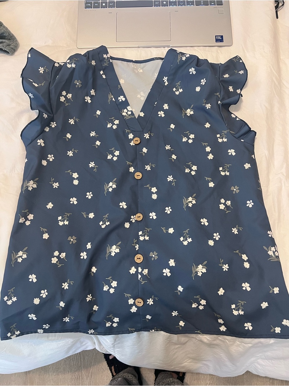 SHEIN Navy Blue Floral V-Neck Button-Front Ruffle Sleeve Top